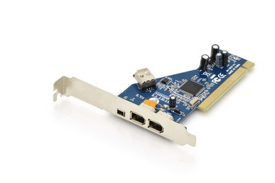 DIGITUS Karta/Kontroler Firewire (400) PCI, 2x6pin. 1x4pin Wew., 1x6pin Zew. IEEE1394a, Chipset: TSB43AB23 - DS-33203-2