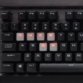 CORSAIR Gaming K70 LUX Cherry MX Brown  Keyboard Backlighting: RED LED - CH-9101022-NA - Zdjęcie 4