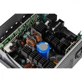 CORSAIR CX750F RGB 750W 80+ BRONZE F.MODULAR ATX EU - CP-9020227-EU - Zdjęcie 9