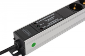 DIGITUS Listwa zasilająca PDU Rack (620mm) z zabezpieczeniem przeciwprzepięciowym + filtr EMI/RFI, 9 gniazd Schuko CEE 7/3 (45°), kabel 2m wtyk Unischuko CEE  - DN-95438 - Zdjęcie 4