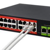 QOLTEC Przełącznik sieciowy SWITCH FAST Ethernet PoE | 16x RJ45 10/100  Mb/s | 2x RJ45 Uplink 1000 Mb/s | 1x SFP 1000Mb/s  - 52291 - Zdjęcie 2