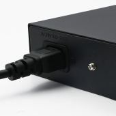 QOLTEC Przełącznik sieciowy SWITCH Gigabit Ethernet PoE | 16x RJ45 | 2x RJ45 Uplink | 2x SFP | 1000 Mb/s  - 52292 - Zdjęcie 5