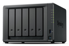 SYNOLOGY Serwer DS1525+ V1500B 2,2Ghz 1x8GB DDR4 2x2,5GbE 3Y 